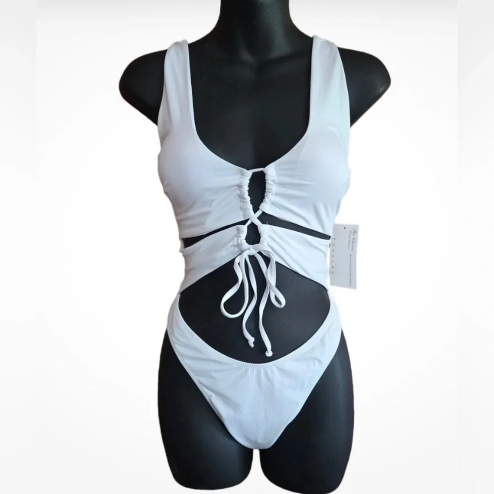 White Cutout One-Piece Swimsuit <<<<163>>>>